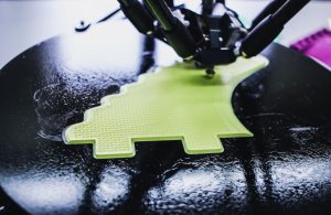 Lee más sobre el artículo Broke a Glass? Someday You Might 3-D-Print a New One